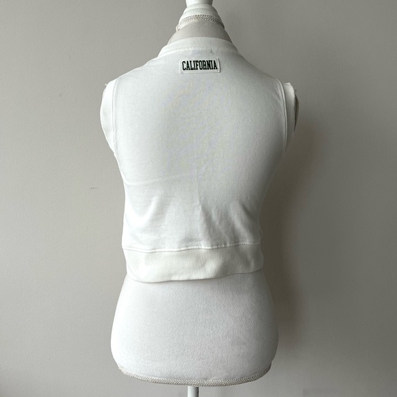 Zara 90’s Malibu Retro Sleeveless Graphic Tank Top Size 9 (Juniors) - Picture 5 of 6